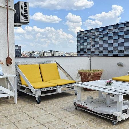Sweet Dreams Suites Panoramic Studio Zodiac Dorobanti Bucharest Exterior photo