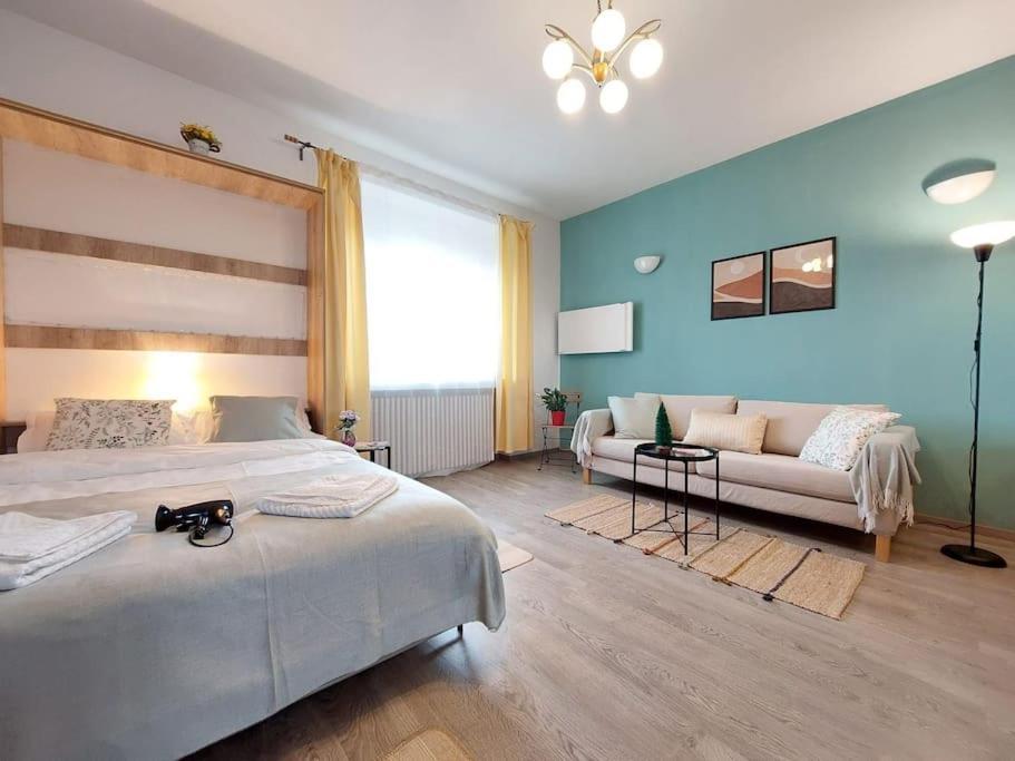 Sweet Dreams Suites Panoramic Studio Zodiac Dorobanti Bucharest Exterior photo